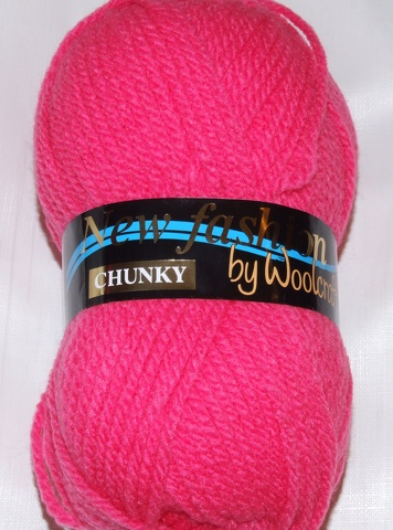 New Fashion Chunky Yarn 10 x 100g Balls Lipstick